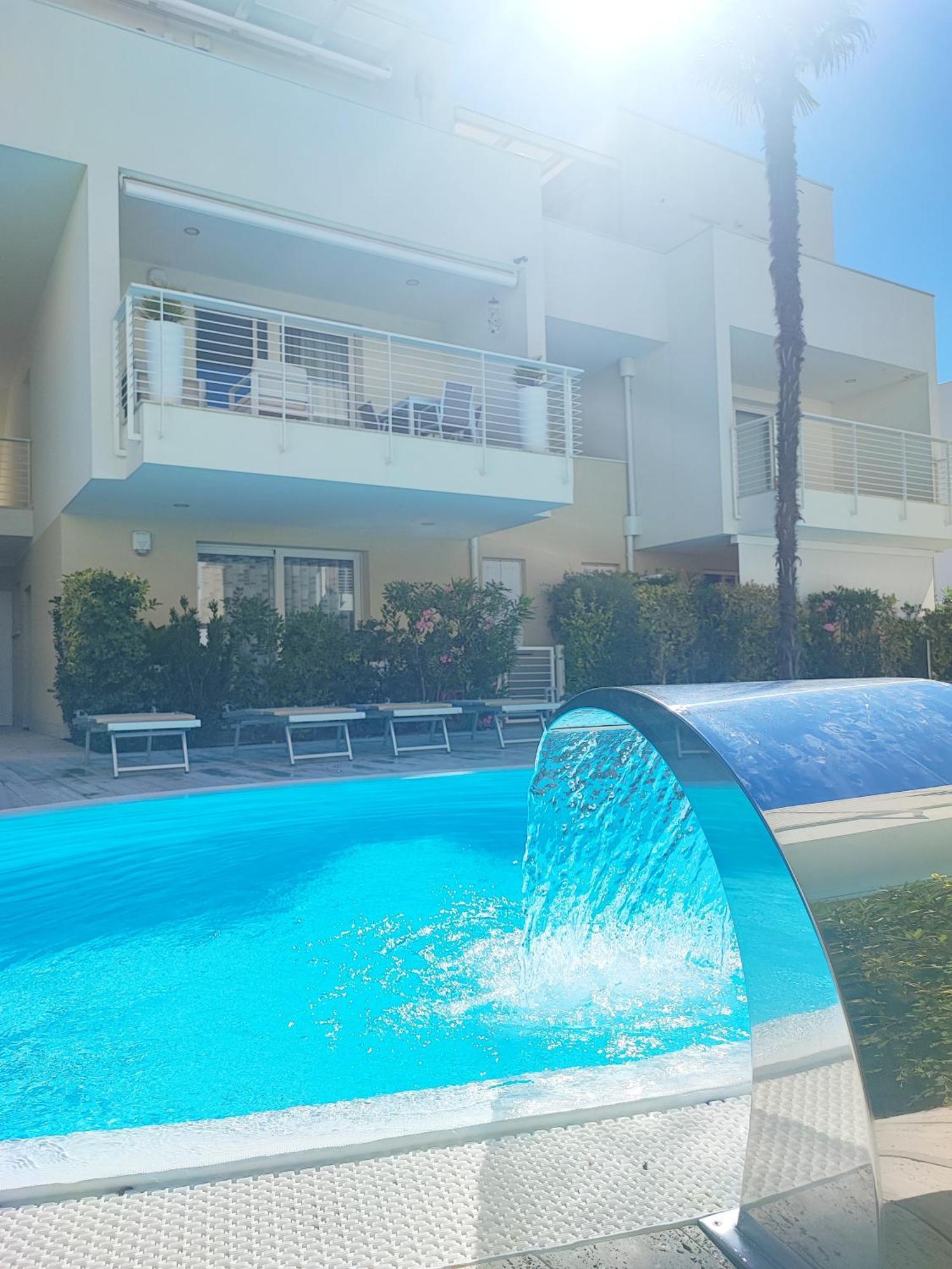 Wave Resort Lido di Jesolo Esterno foto