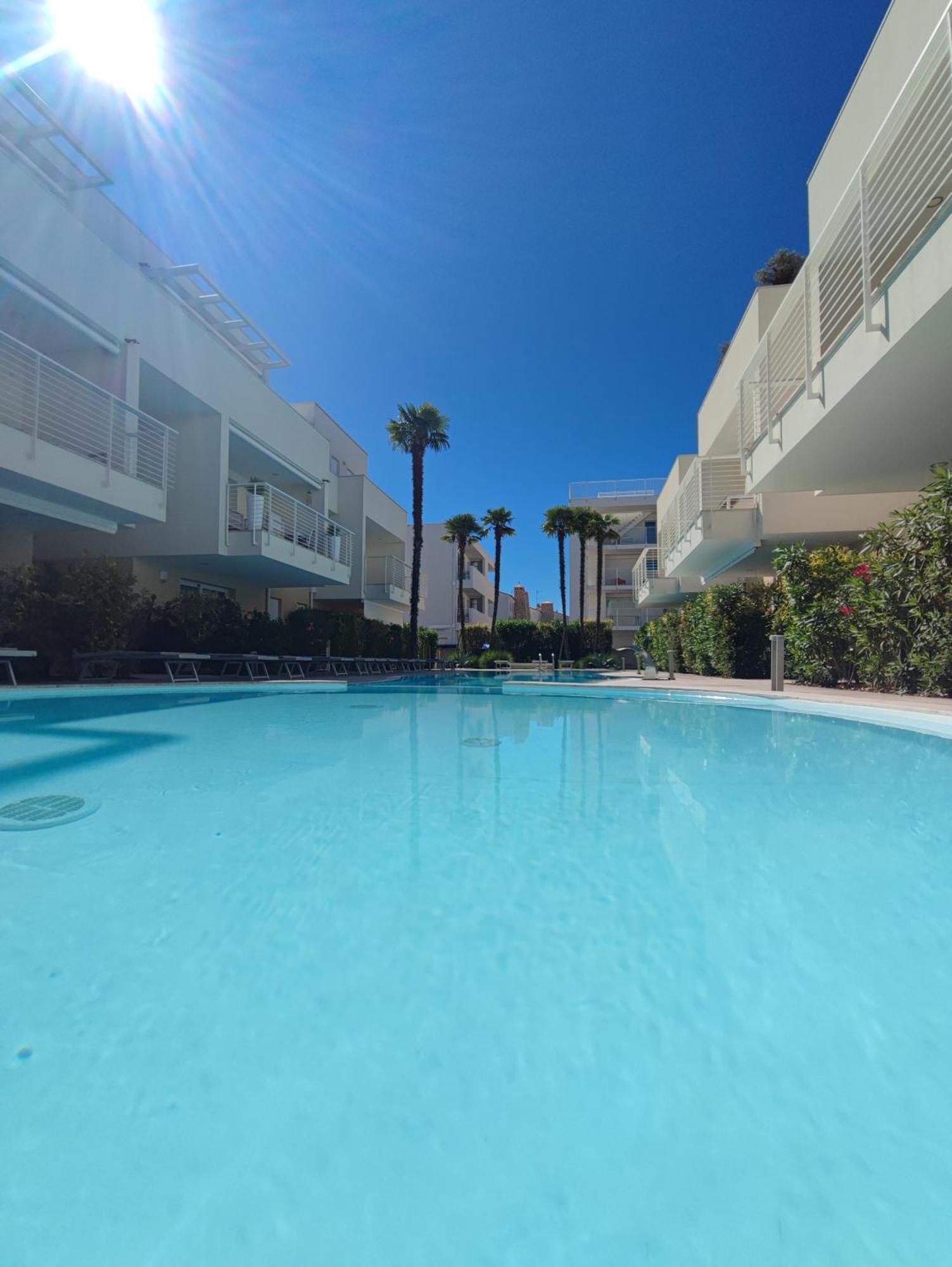 Wave Resort Lido di Jesolo Esterno foto